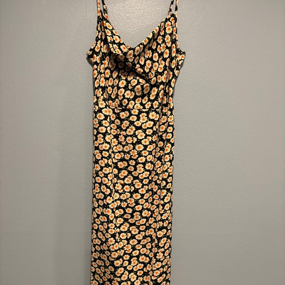 Daisy Print Slip Midi Dress - M